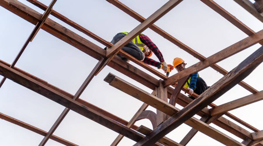 Expert Emergency Roof Repairs services in Lyons, TX